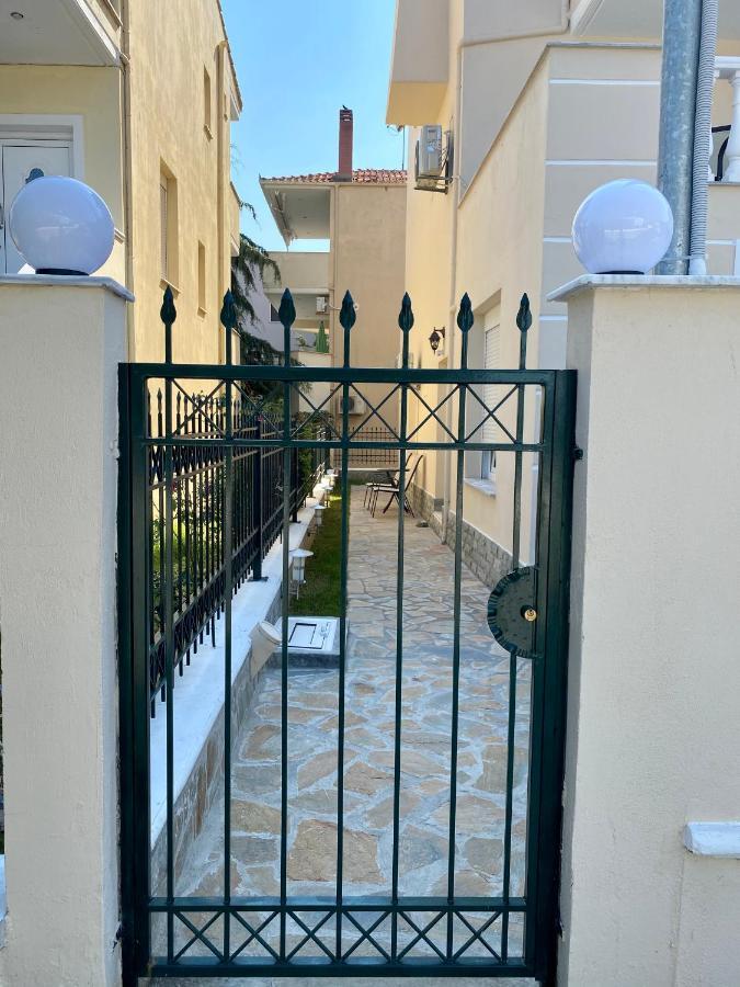 Thea Apartments Nea Iraklitsa Exterior photo